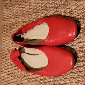 Everlane Flats Orangish Red size 10